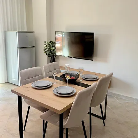 Ruben In Apartment Golem (Tirana)